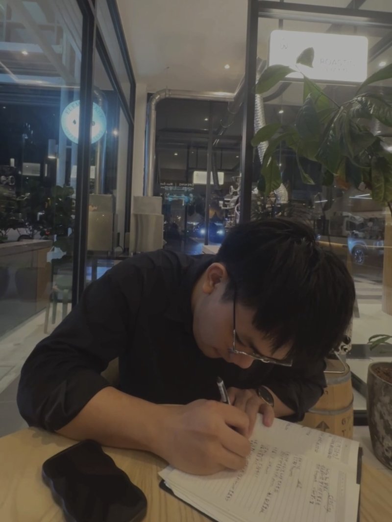 Jay Sim 早期学习交易照片