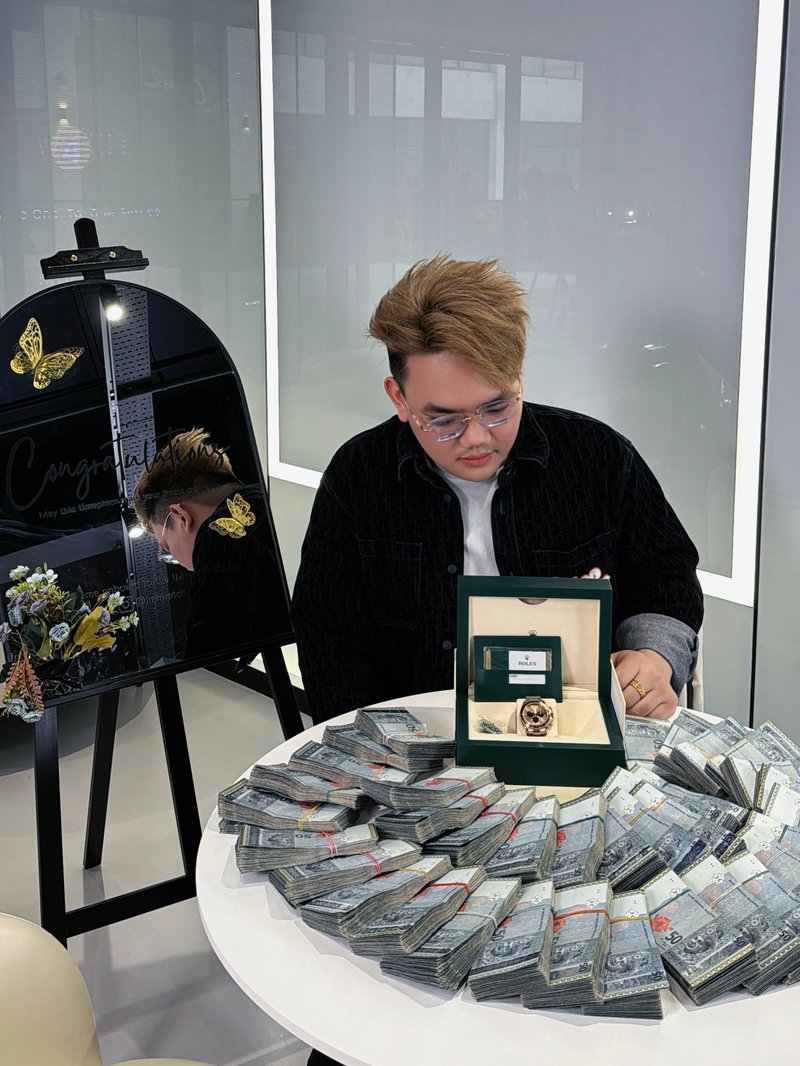 Jay Sim 现任导师形象照